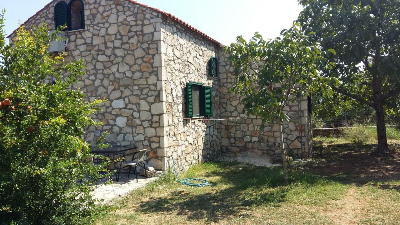 Villa The Stone House-Zacharatos Nikolaos Pouláta Exterior foto